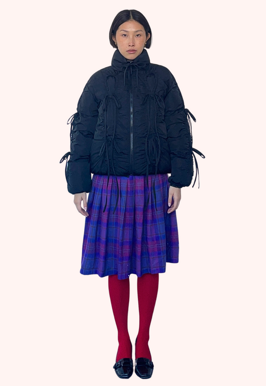 Bommy Puffer Jacket in Black